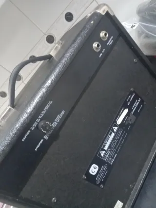 Amplificador Academy 30W Guitarra