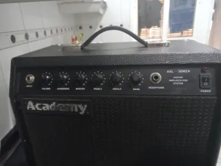 Amplificador Academy 30W Guitarra