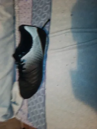 Scarpe da calcio Kipsta Taglia 42 Nere