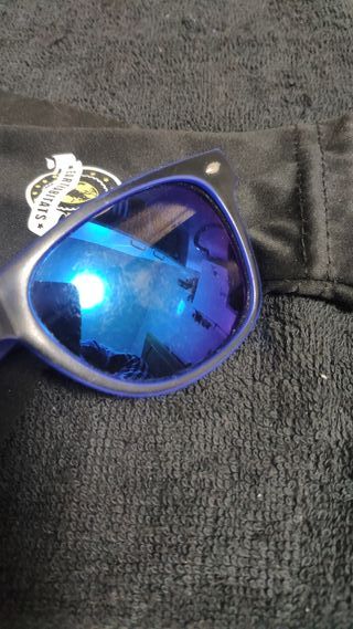 Gafas de sol espejo azules