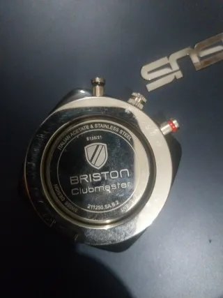 Relógio a trabalhar a 100%.