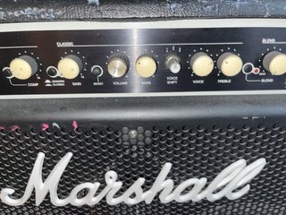 Marshall bajo 300 watts amplificador MB4210