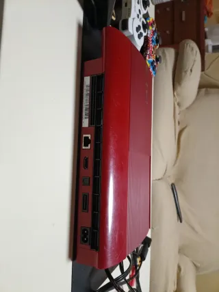 Console PS3 rossa + controller e cavi