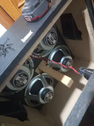 Pantalla Marshall Guitarra 120w a 8 ohms celestion