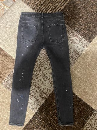 Jeans Bershka neri strappati