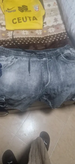 Pantalón corto Super Sport gris