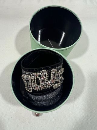 Pulsera brazalete Tous negra y plateada