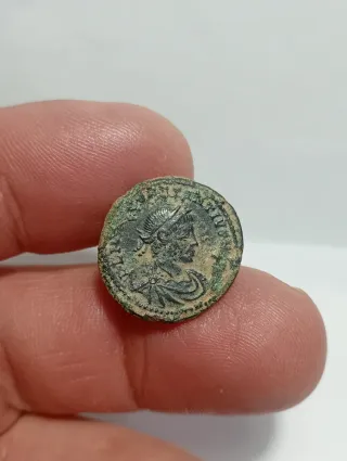 Antigua moneda romana