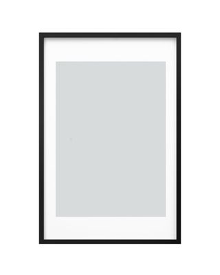 Marco para pared 61-91 cm en su embalaje original.