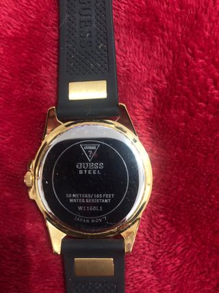 Reloj Guess Mujer Dorado y Negro