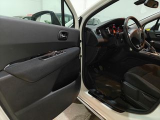 PEUGEOT 3008 Style 1.6 BlueHDI 120 EAT6