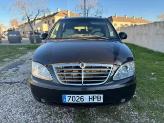 SsangYong Rodius 2013