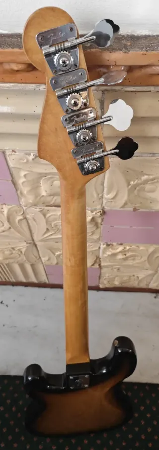 Bajo Fender Precision 1978 Fretless