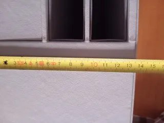 Organizzatore gioielli bianco e grigio