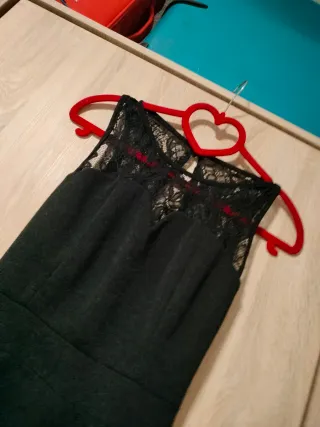 Mono corto lencero negro sexy