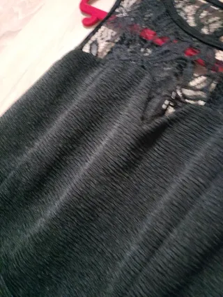 Mono corto lencero negro sexy