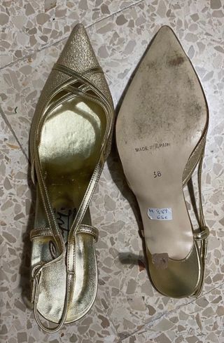 Scarpe col tacco dorate con zeppa · Poco uso