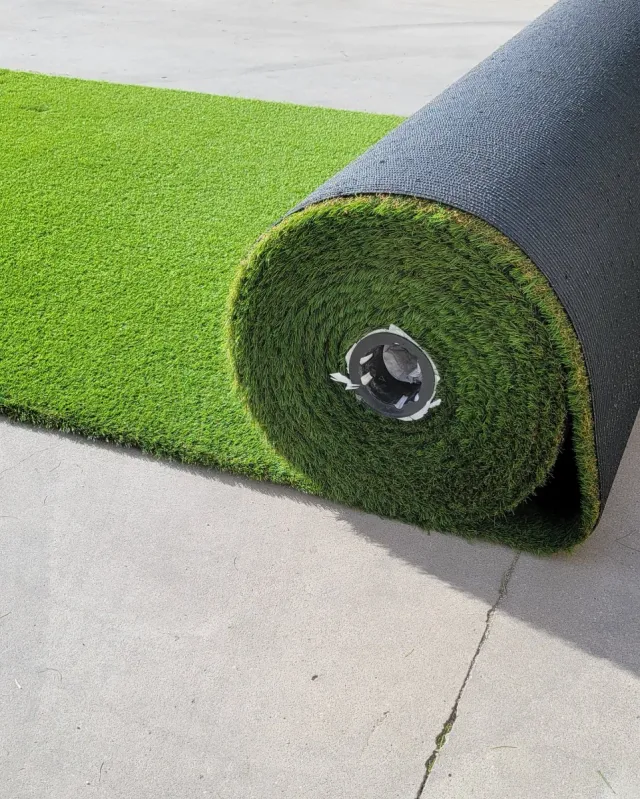 Césped Artificial RG ALMACENES Ancho 2 y 4 metros