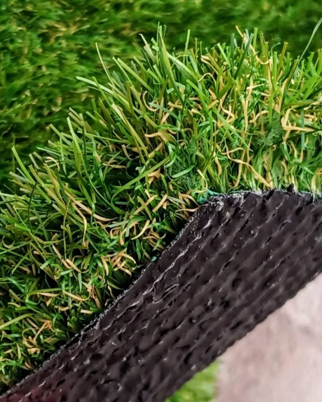 Césped Artificial RG ALMACENES Ancho 2 y 4 metros