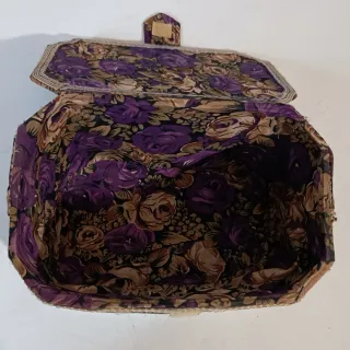 Cesto per cucito con  manico,tessuto raso e pizzo