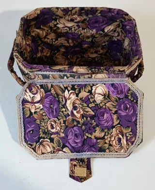 Cesto per cucito con  manico,tessuto raso e pizzo