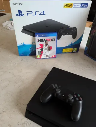 Consola Sony PlayStation 4 Negra