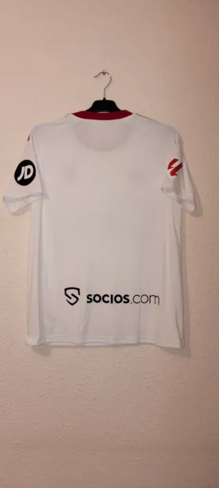Camiseta Sevilla FC original NUEVA  – 55€