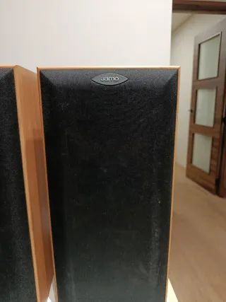 Altavoces Jamo Negros