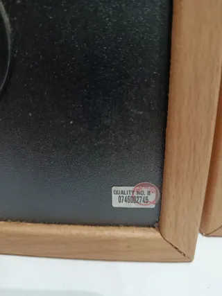 Altavoces Jamo Negros