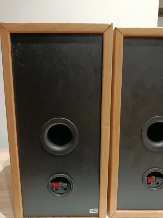 Altavoces Jamo Negros