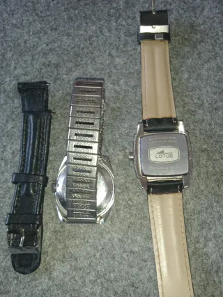 Lote 2 relojes Lotus y Titan Tenox 17 jewels.