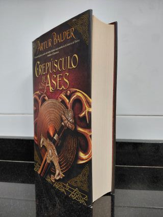 Crepúsculo de los ases. Artur Balder