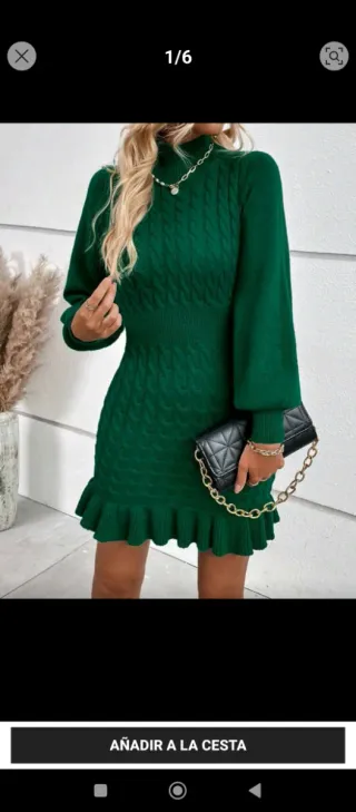 Vestido de punto verde con volantes