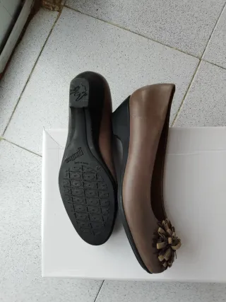 Zapatos PitiLos Beige y Marrón Mujer