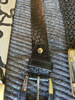 Lote 5 Cinturones Mujer Negros. Tous