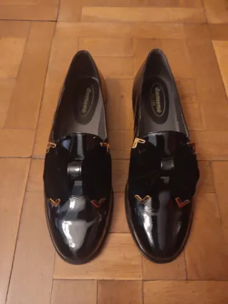 Scarpe in pelle scamosciata nere da donna taglia 39