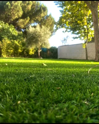 Césped Artificial ALMACENES Ancho 2 y 4 metros