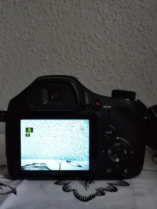 Cámara brige Sony Cyber-shot DHC-H400 Zoom 63x