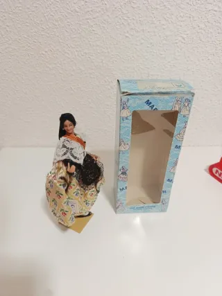 Muñeca Marin antiguo