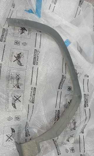 ALETIN DELANTERO IZQUIERDO HYUNDAI TUCSON 2022