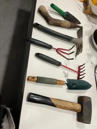 LOTE DE HERRAMIENTAS, todas,de las 2 fotos,por 50E