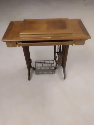 Máquina de coser antigua.