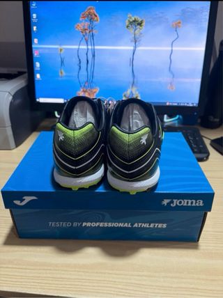 Botas De Fútbol Joma Aguila Para Adultos