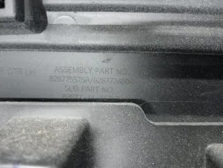 MOLDURA TRASERA IZQUIERDA RENAULT ARKANA 2023