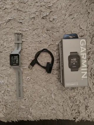 Cargador y Correa Garmin Forerunner 35 Gris