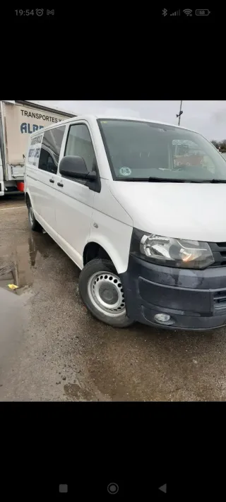 Volkswagen Transporter T5 2015 (furgoneta)