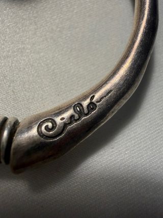 Anillo y pulsera Ciclón verde y plata