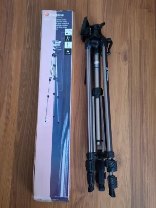 Trípode Firstline para foto y video