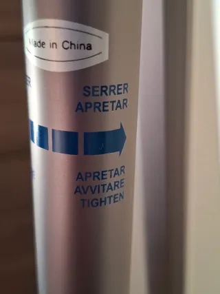 Trípode Firstline para foto y video