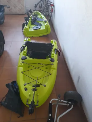 Kayak a pedales con sonda Garmin